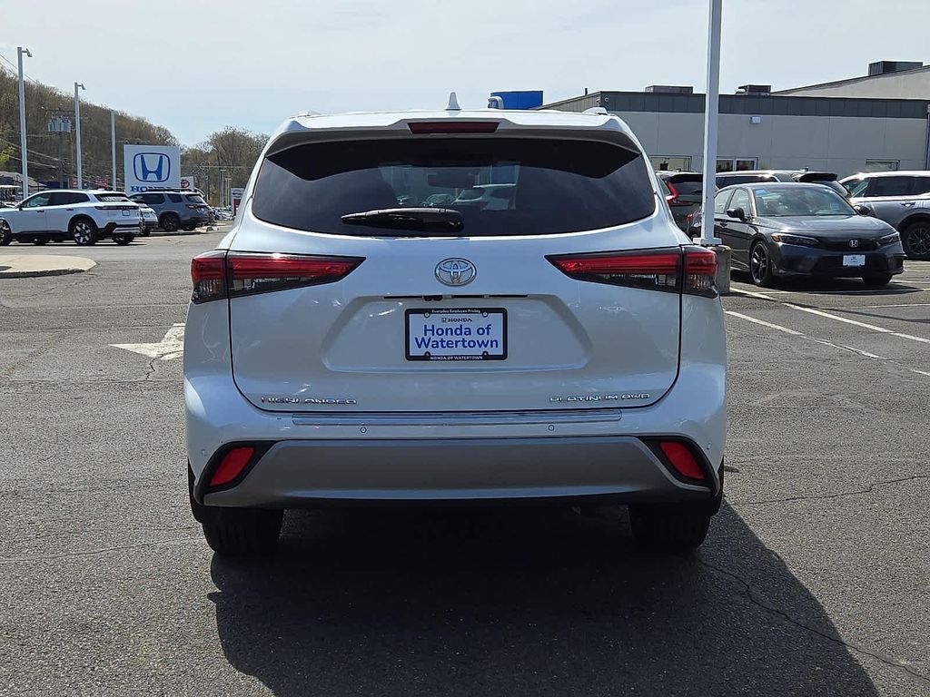 TOYOTA HIGHLANDER - 6