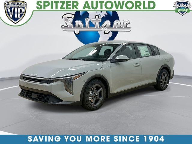 New 2026 Kia K4 LXS