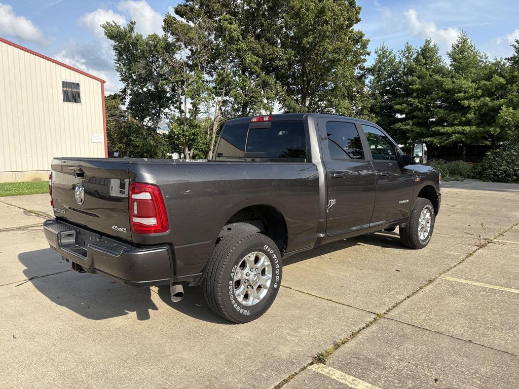 صورة مصغرة 23 لـ 2024 RAM 2500 LARAMIE CREW CAB 4X4 6'4' BOX