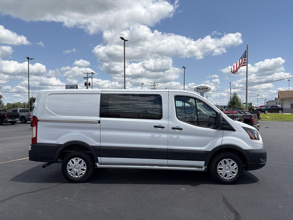 2025 FORD TRANSIT-250 BASE — фото 9
