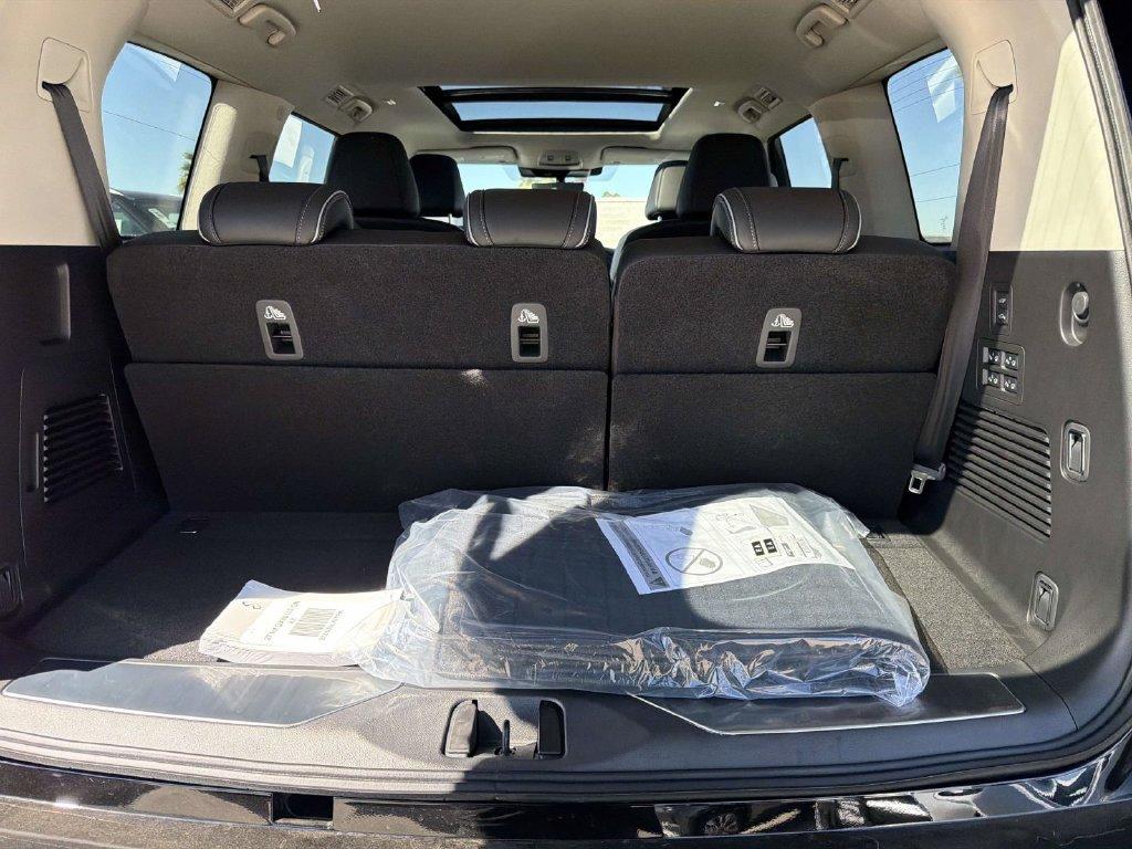 2027 Infiniti QX80 LUXE 缩略图 5