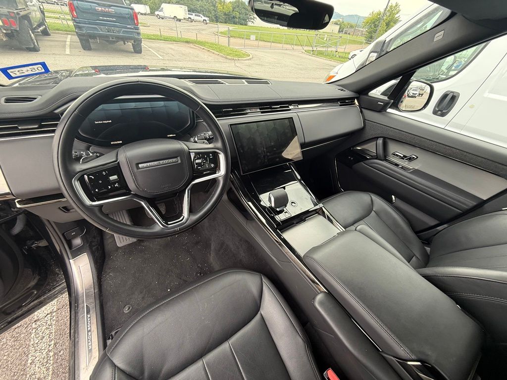 2025 LAND Rover RANGE ROVER SPORT SE photo 6
