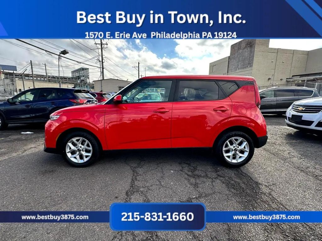 Used 2022 Kia Soul LX