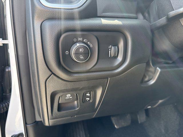 2026 RAM 1500 BIG HORN/LONE STAR 缩略图 30
