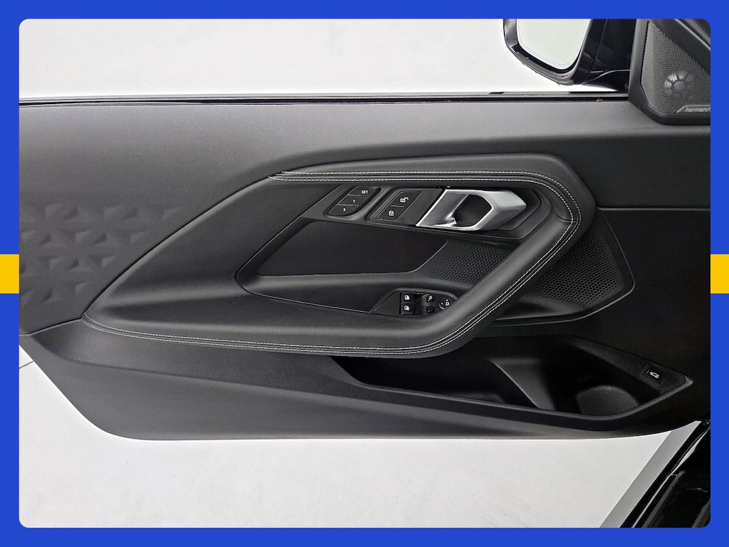 صورة 15 لـ 2025 BMW 230 I