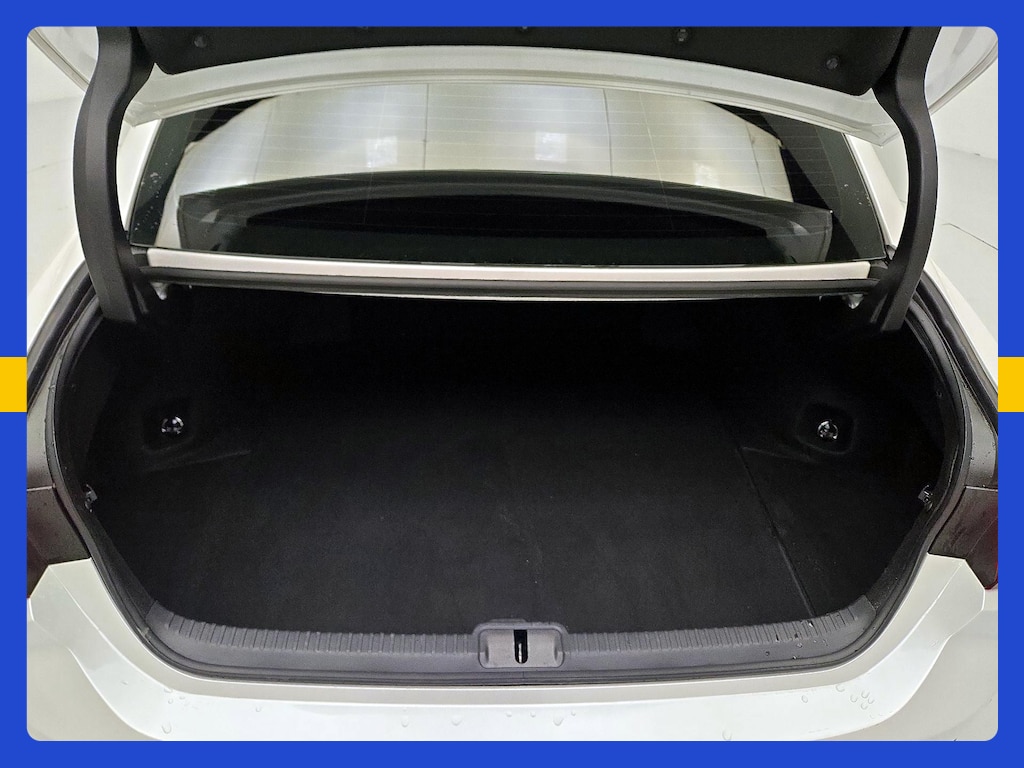 صورة مصغرة 26 لـ 2021 Lexus ES 300H
