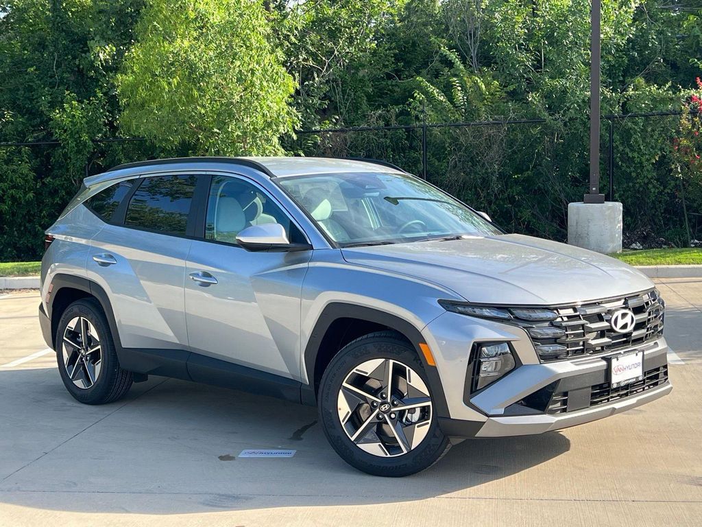 New 2026 Hyundai TUCSON SEL