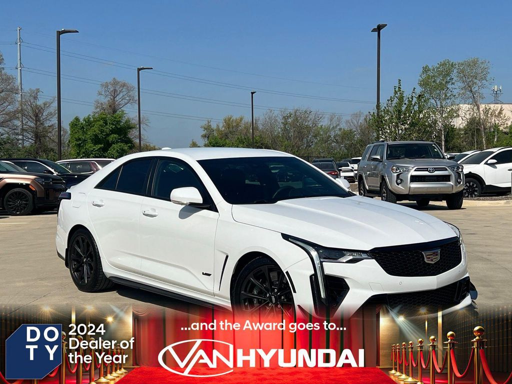2022 Cadillac CT4-V