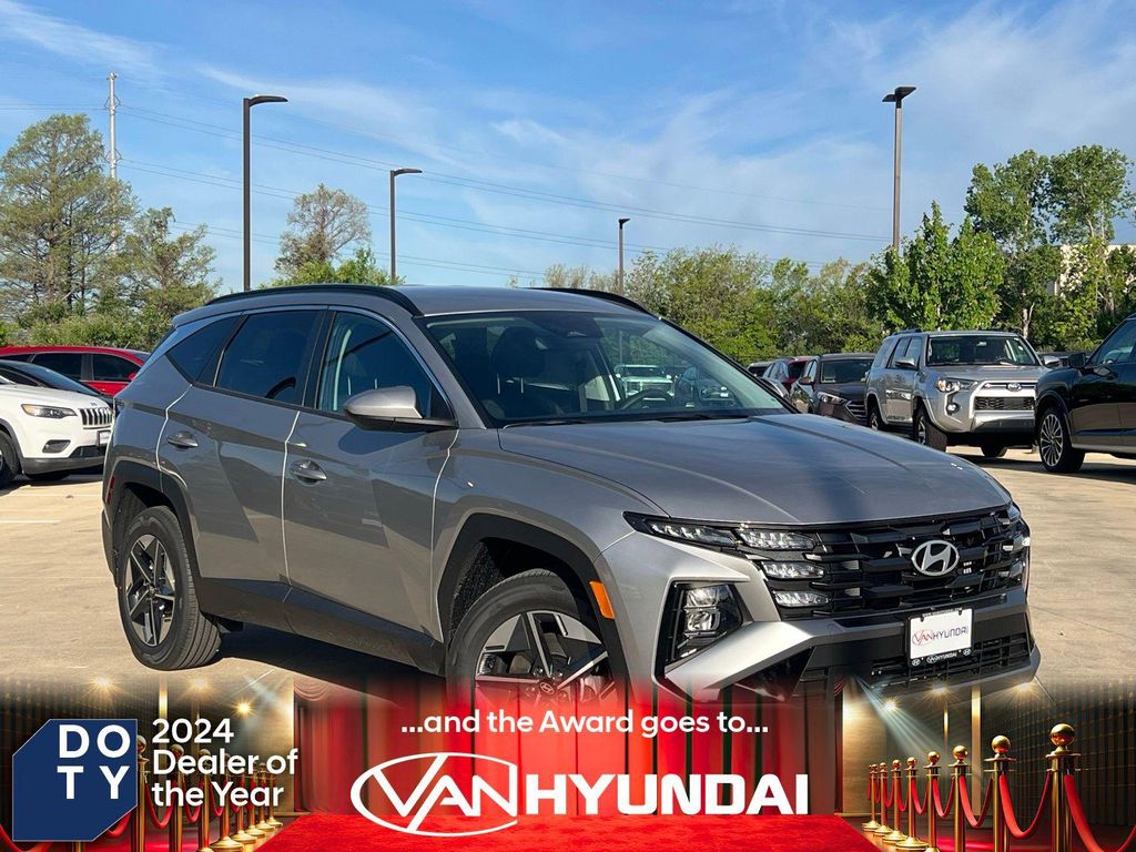 New 2026 Hyundai TUCSON Hybrid SEL
