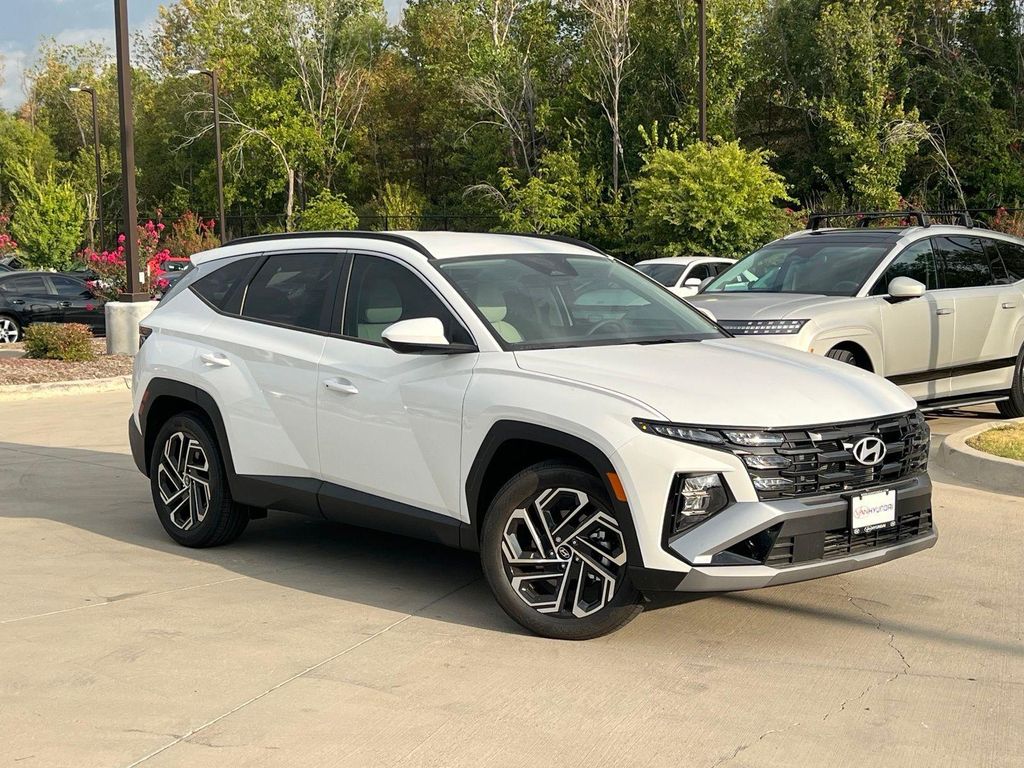 New 2026 Hyundai TUCSON SEL Plus