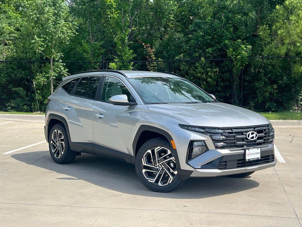 New 2026 Hyundai TUCSON SEL Plus
