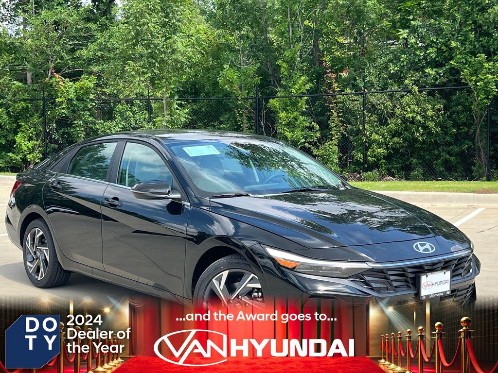 New 2026 Hyundai ELANTRA Limited