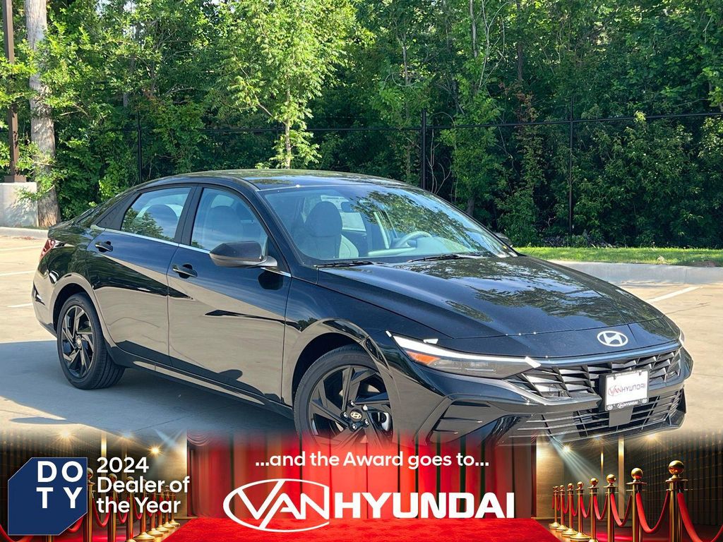 New 2026 Hyundai ELANTRA Sport
