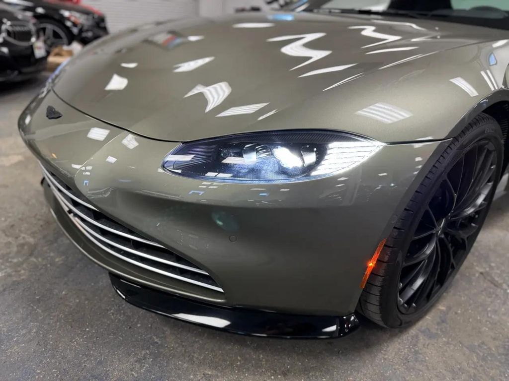 صورة مصغرة 63 لـ 2023 Aston Martin VANTAGE ROADSTER