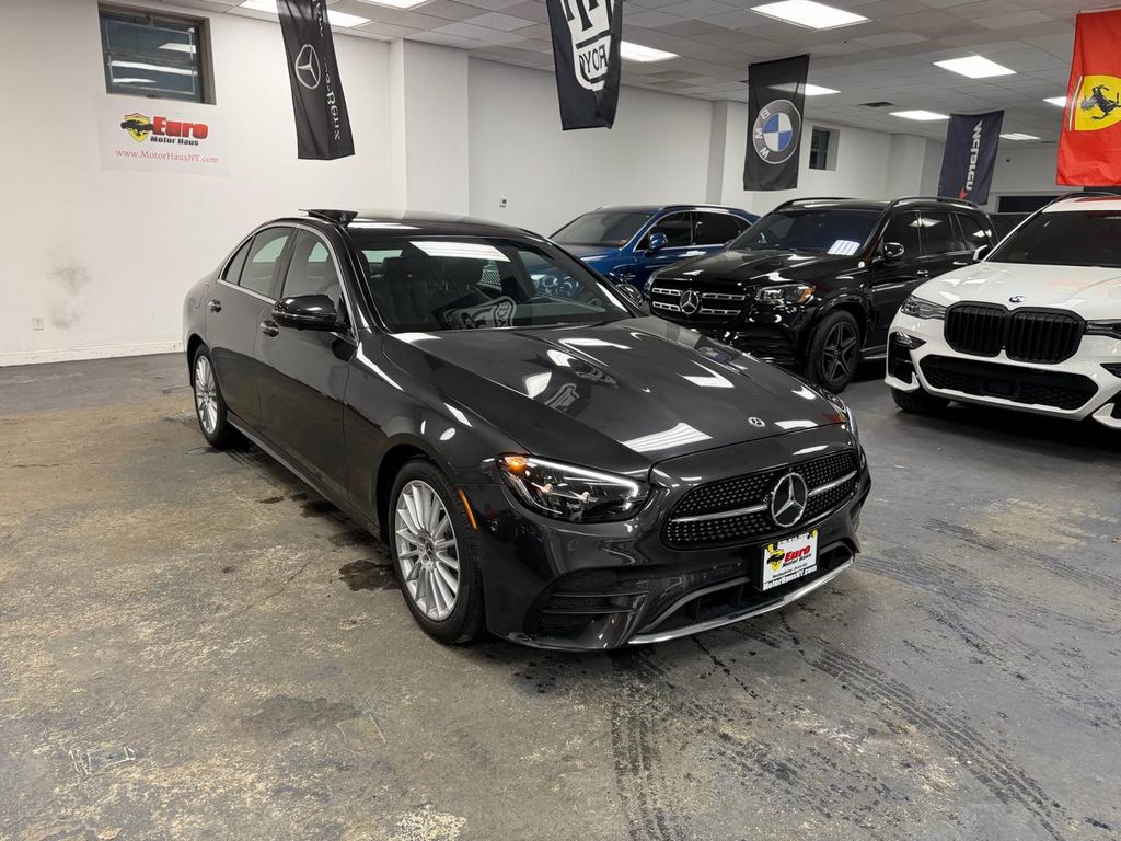 MERCEDES-BENZ E-CLASS - 5