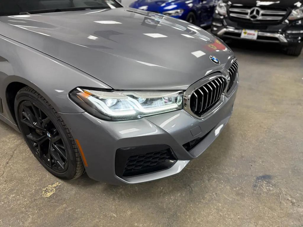 صورة مصغرة 59 لـ 2023 BMW 540 I XDRIVE