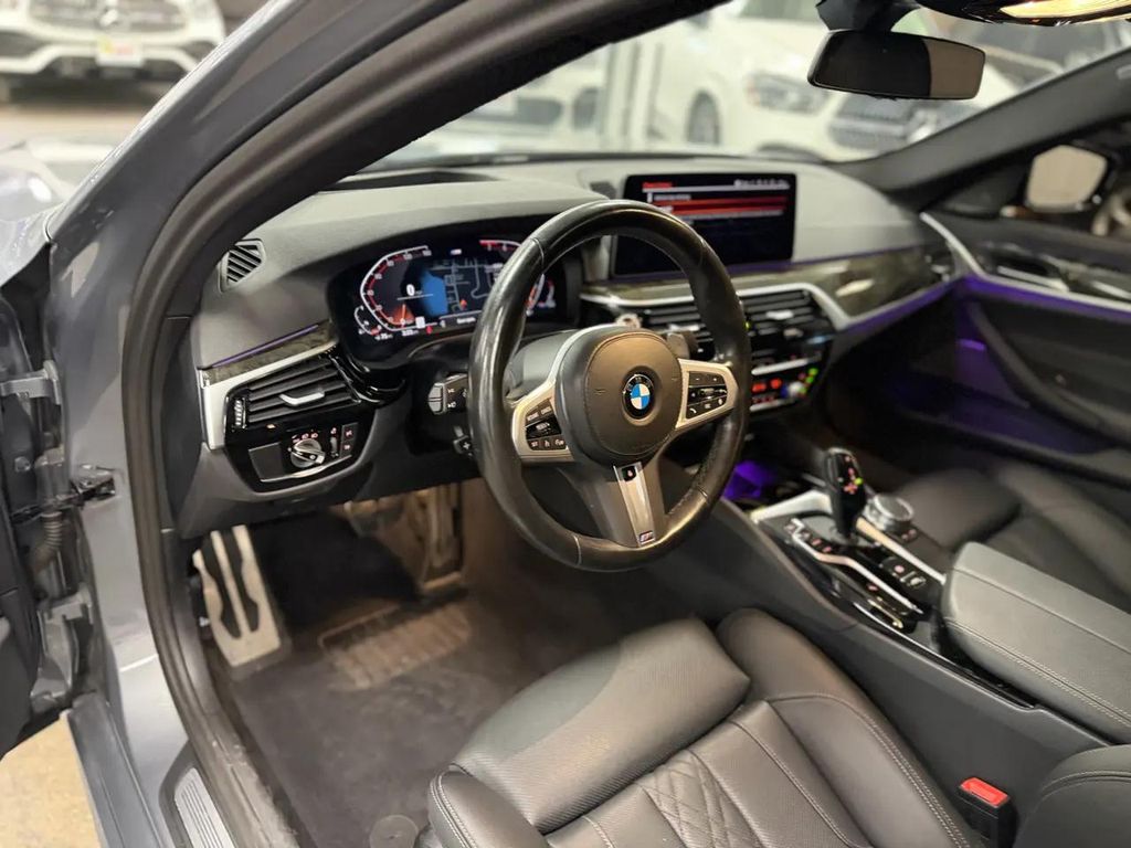 صورة مصغرة 15 لـ 2023 BMW 540 I XDRIVE