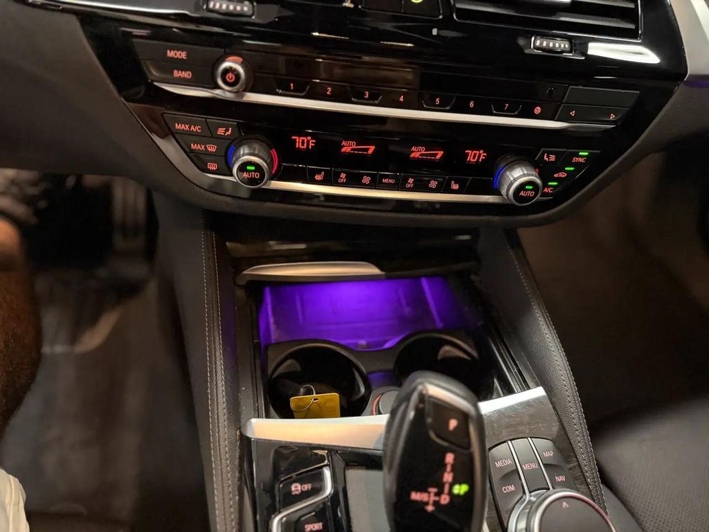 صورة مصغرة 23 لـ 2023 BMW 540 I XDRIVE