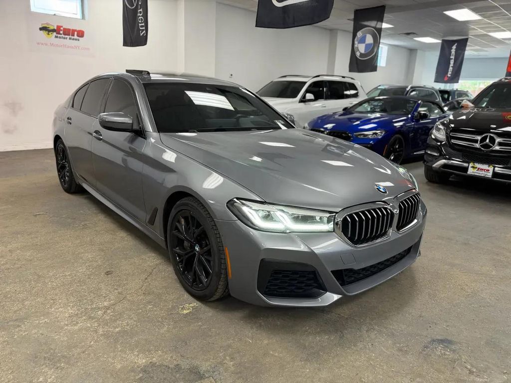 صورة 4 لـ 2023 BMW 540 I XDRIVE