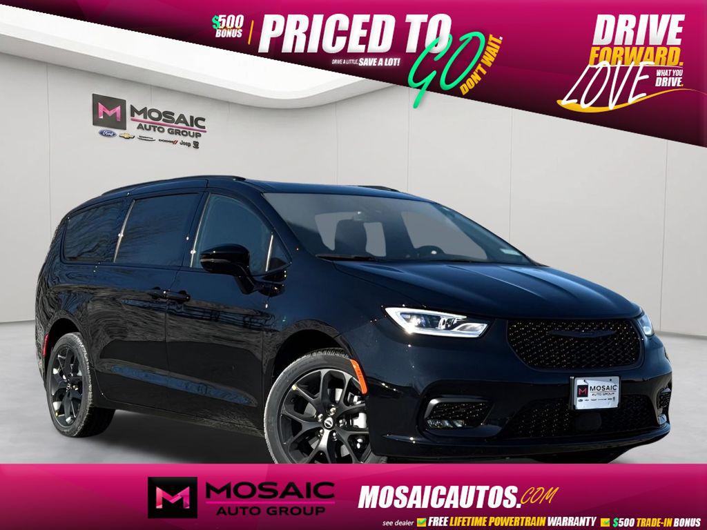 New 2026 Chrysler Pacifica L