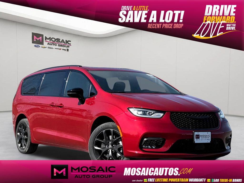 New 2026 Chrysler Pacifica L