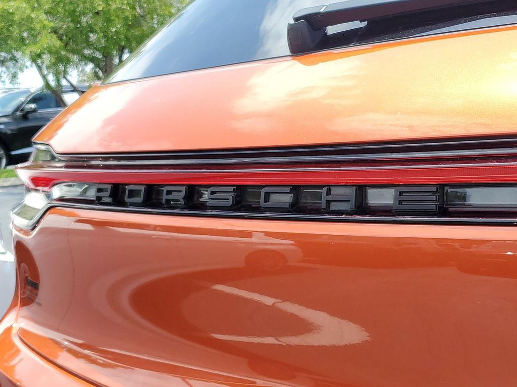 2025 Porsche MACAN 照片 6