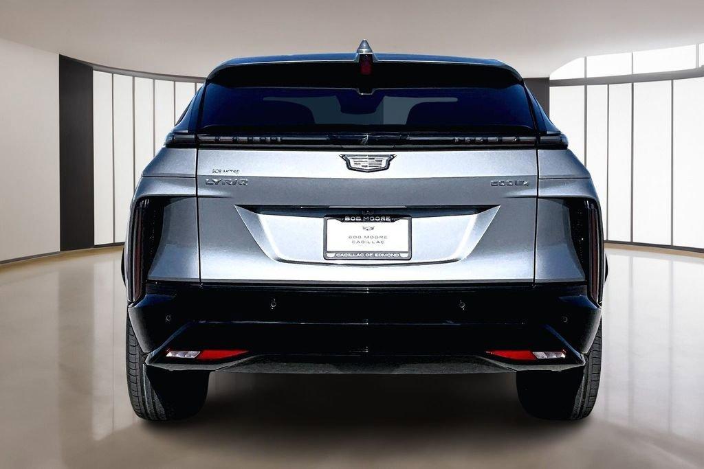 2026 Cadillac LYRIQ SPORT photo 4