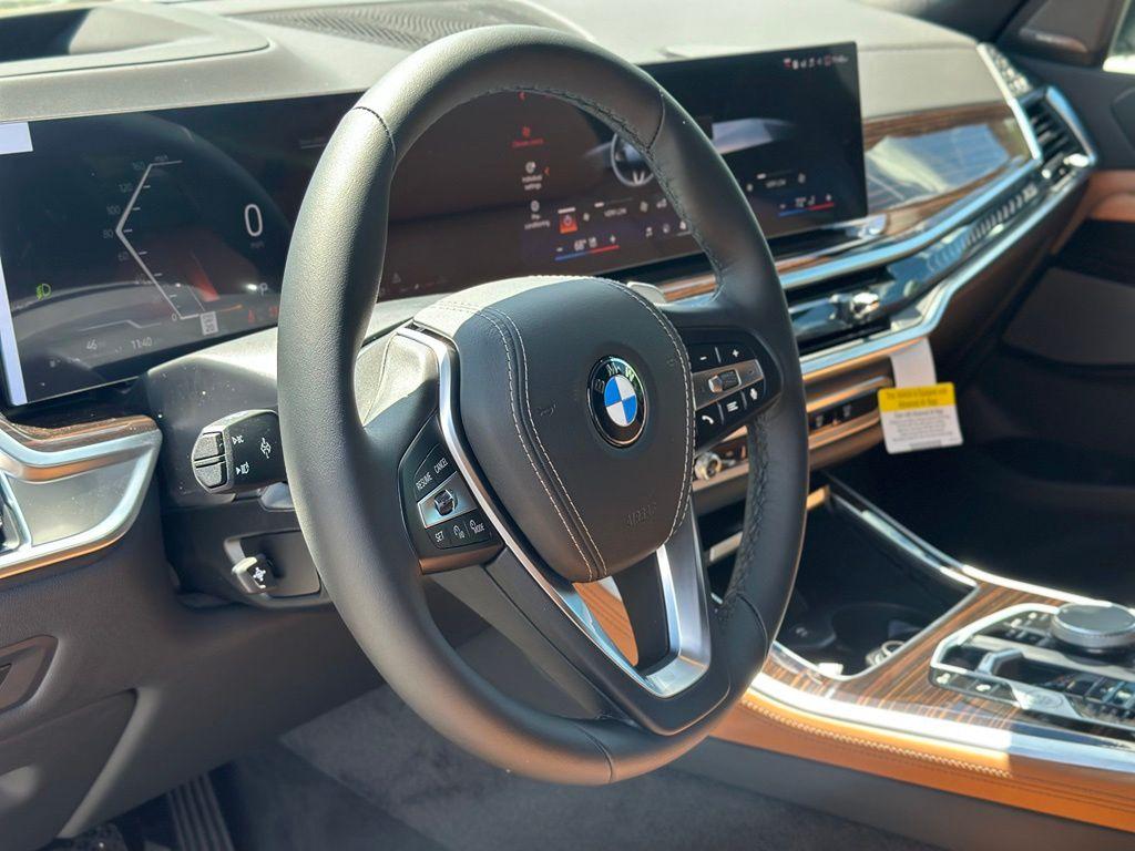 صورة مصغرة 17 لـ 2026 BMW X5 XDRIVE40I