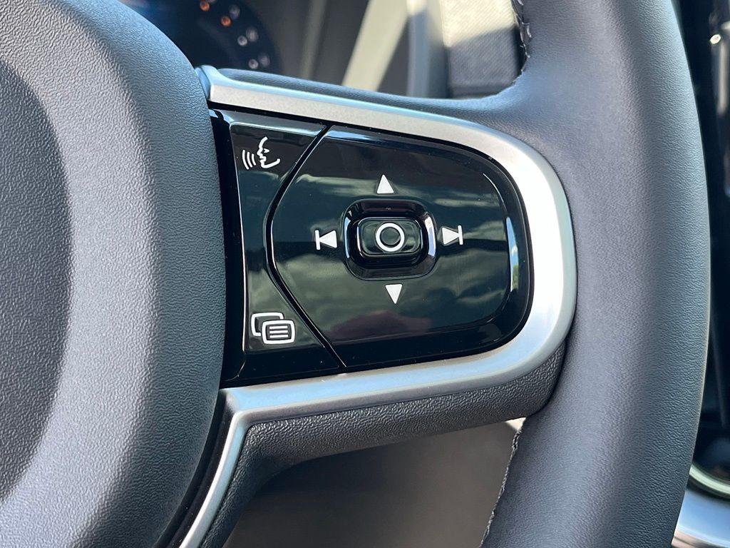 2026 Volvo XC90 B6 ULTRA DARK THEME 6-SEATER 缩略图 33