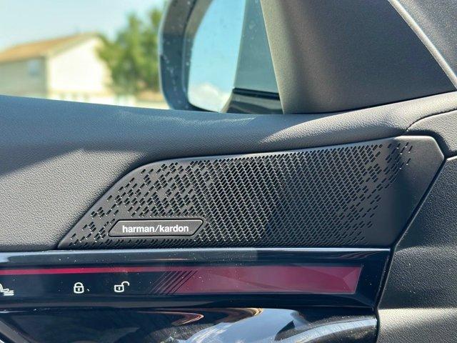 صورة مصغرة 17 لـ 2027 BMW 550E 550E XDRIVE