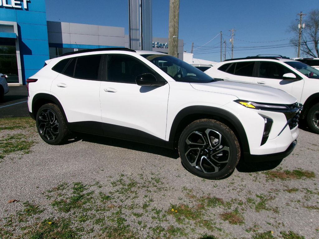 New 2026 Chevrolet Trax FWD 2RS