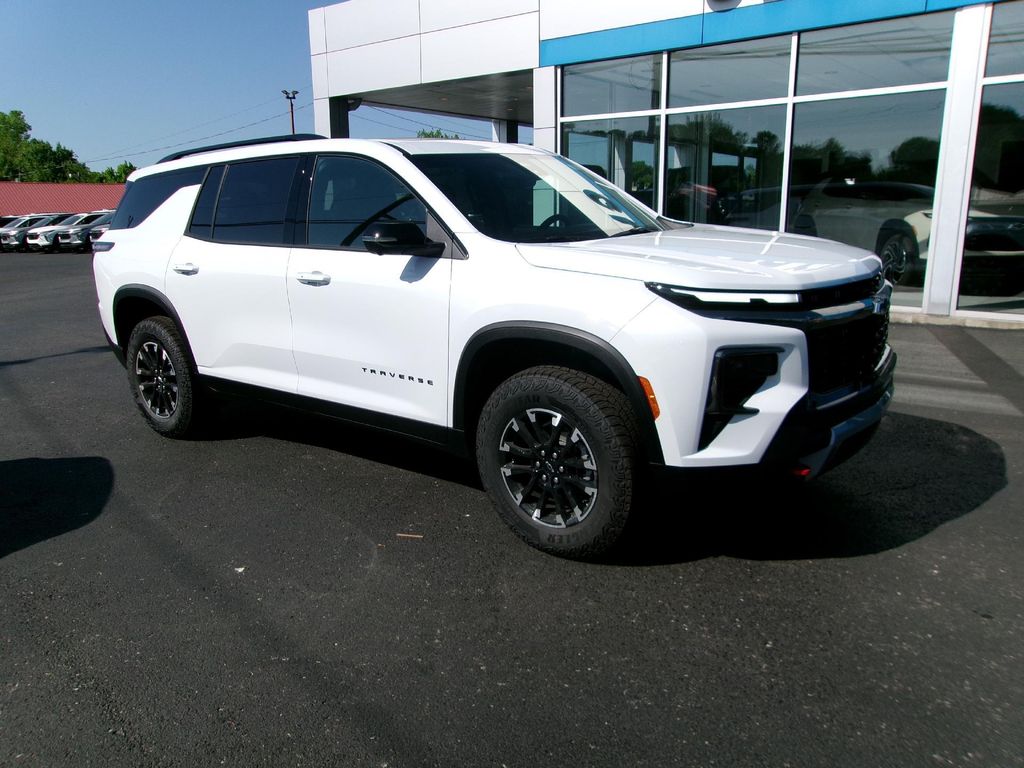 New 2026 Chevrolet Traverse AWD Z71