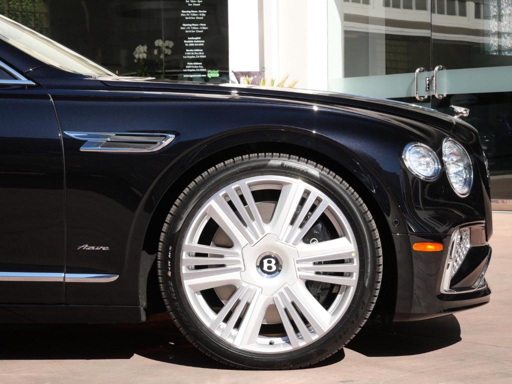2026 Bentley FLYING SPUR AZURE — фото 6