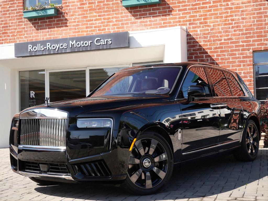 New 2025 Rolls-Royce Cullinan