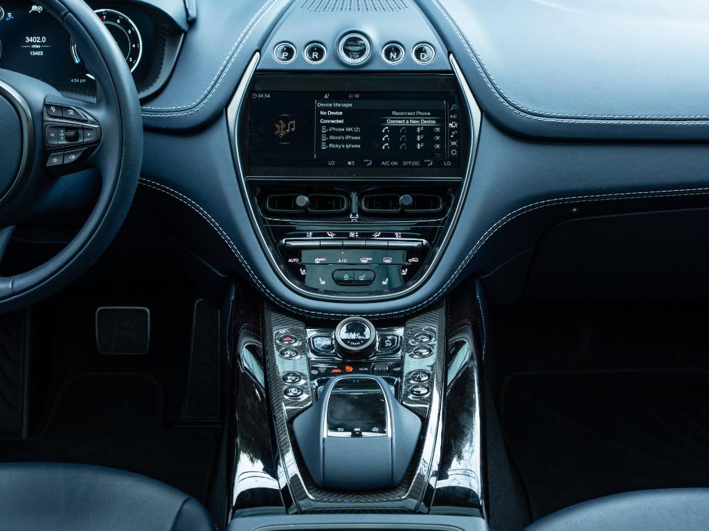 صورة 10 لـ 2023 Aston Martin DBX 707