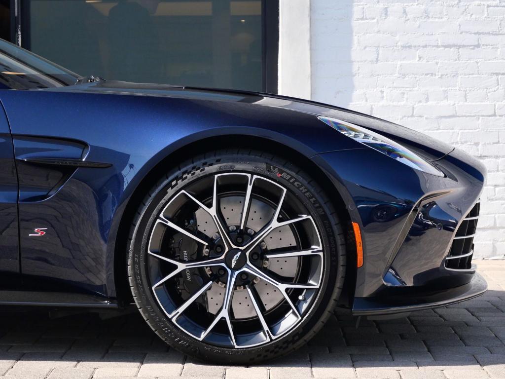 2026 ASTON MARTIN VANTAGE S photo 4