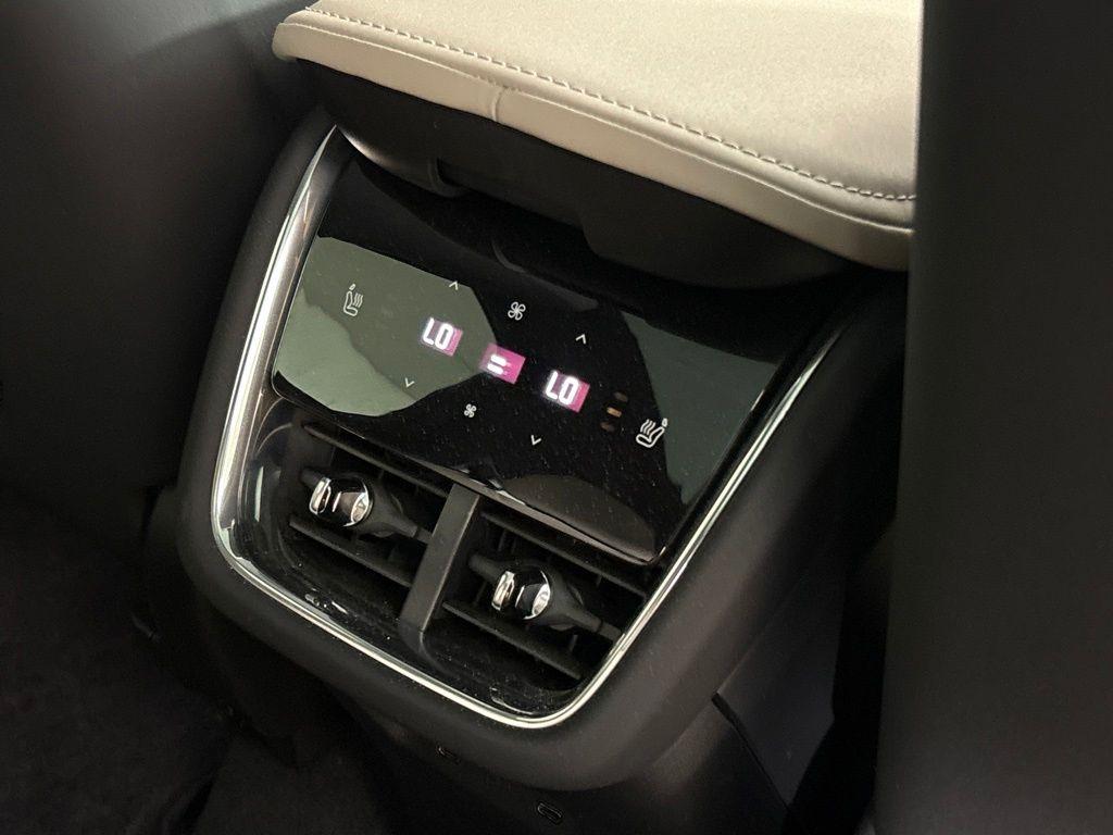 2025 Volvo EX90 TWIN MOTOR PLUS 照片 22