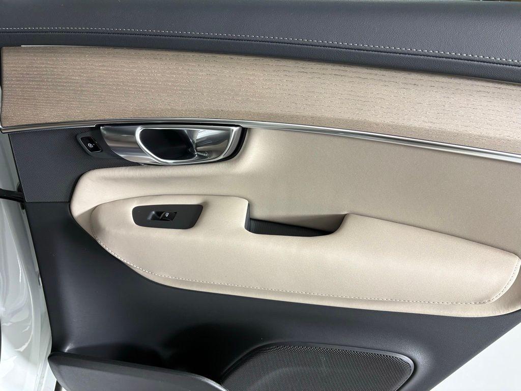صورة مصغرة 15 لـ 2026 Volvo XC90 B6 CORE