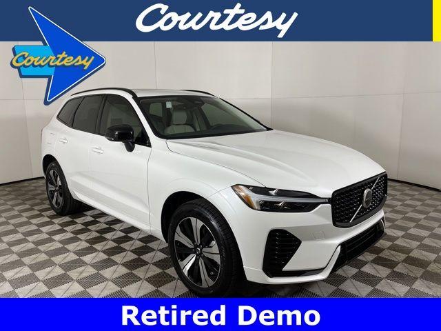 New 2025 Volvo XC60 Plug-In Hybrid T8 Core