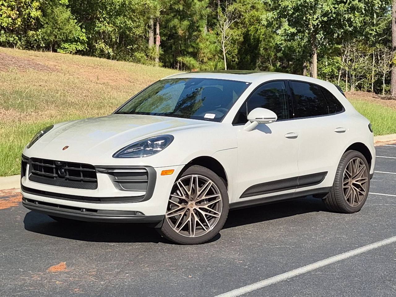 2026 Porsche Macan T