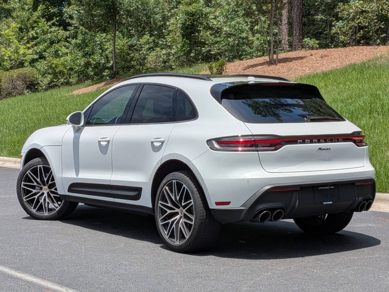 صورة 3 لـ 2026 Porsche MACAN