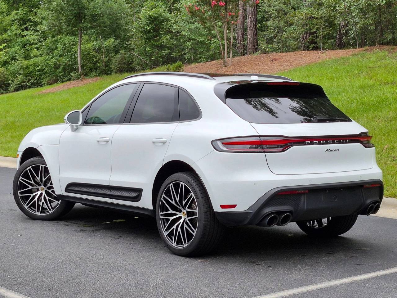 2026 Porsche MACAN 照片 3