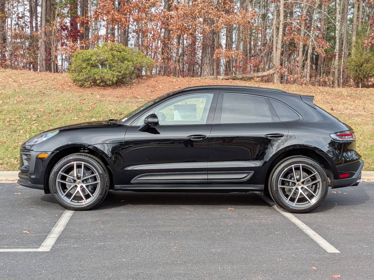 صورة 2 لـ 2026 Porsche MACAN