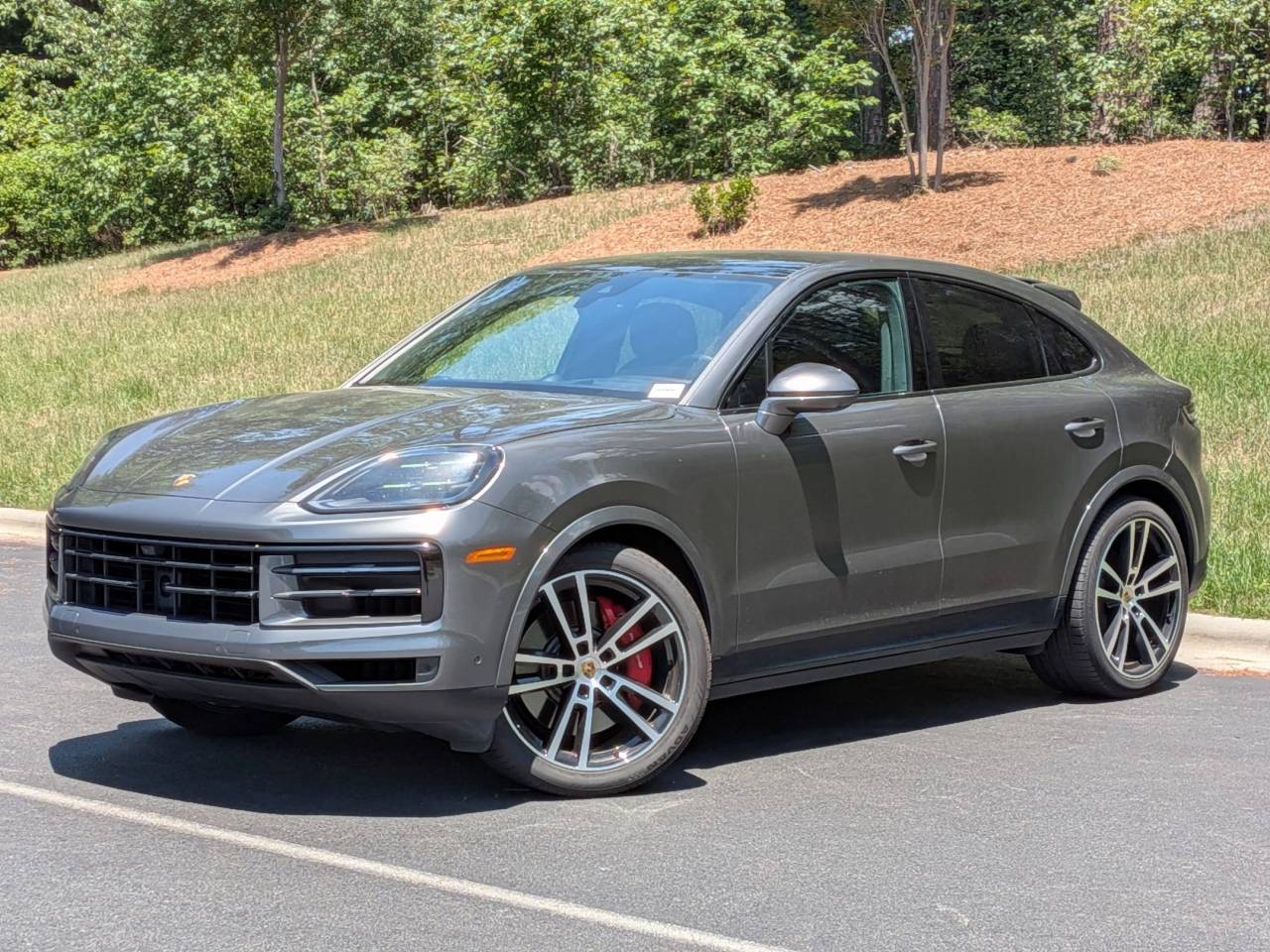 PORSCHE CAYENNE - 1