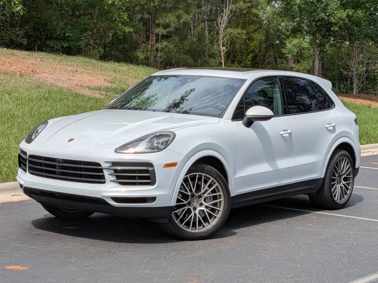 PORSCHE CAYENNE - 1