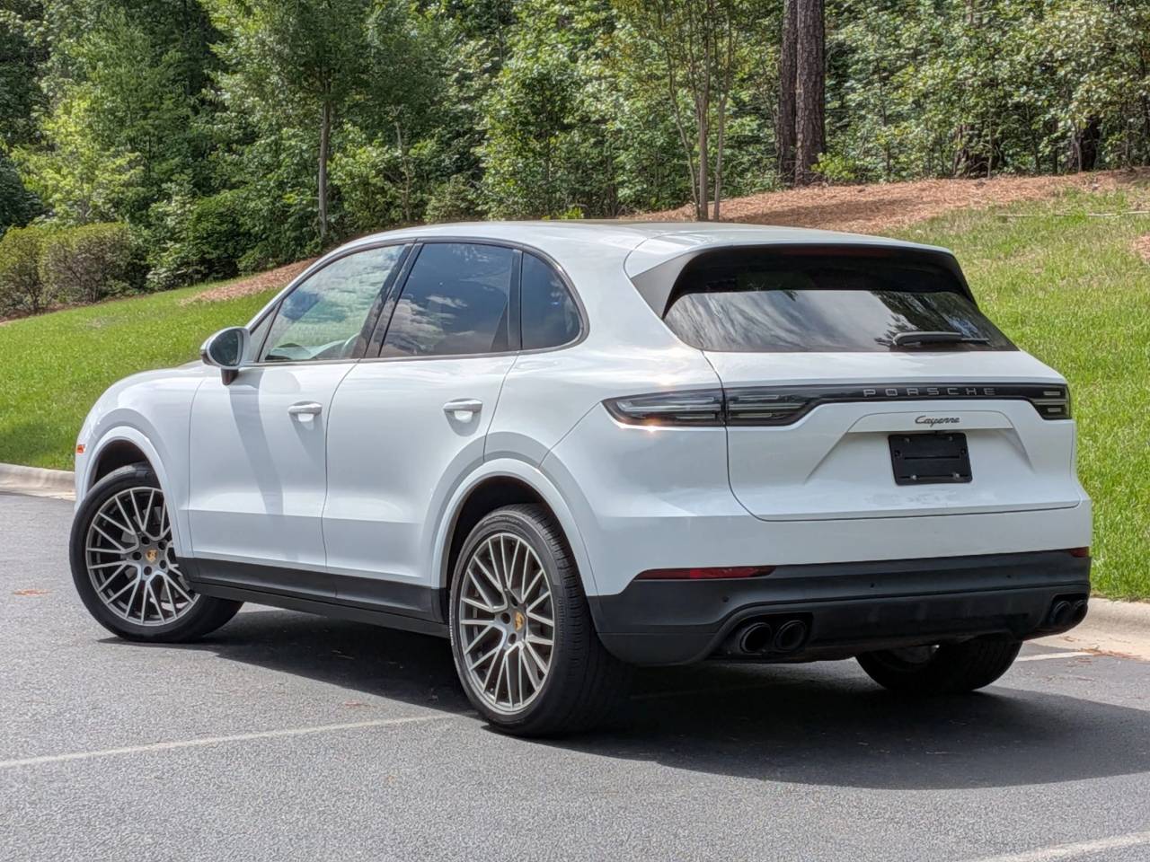 PORSCHE CAYENNE - 3
