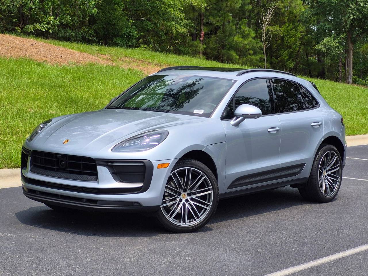 2026 Porsche MACAN — фото 1