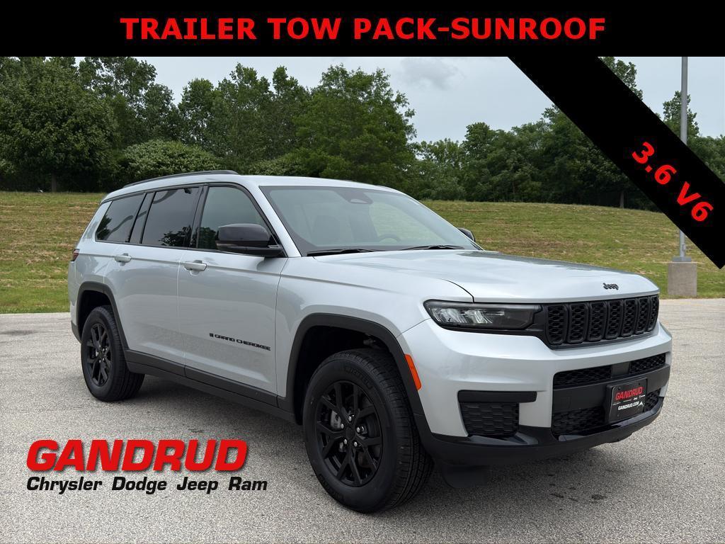 New 2025 Jeep Grand Cherokee L Laredo