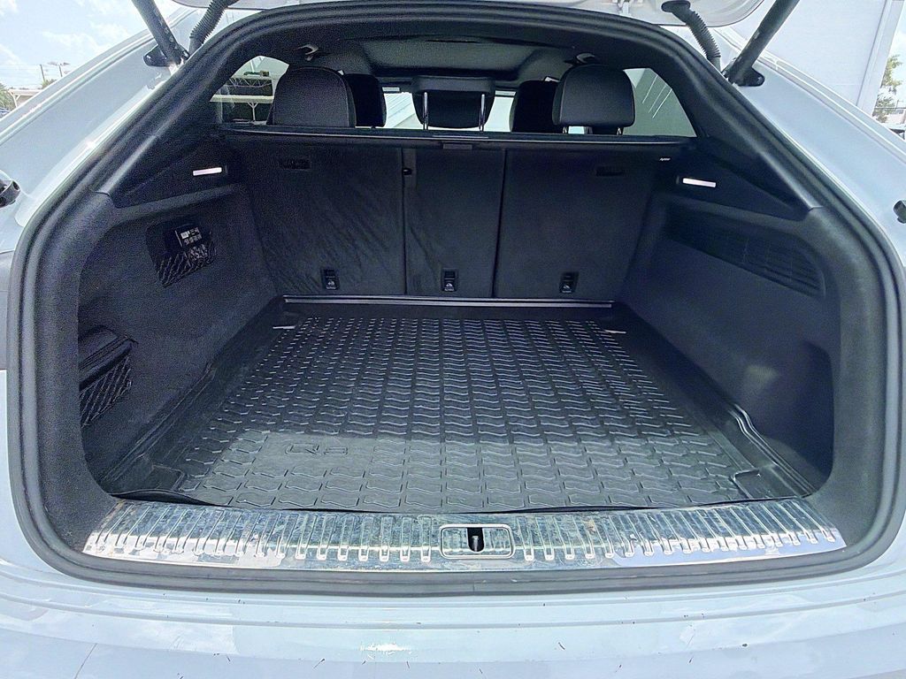 صورة مصغرة 11 لـ 2022 AUDI Q8 55 PREMIUM PLUS