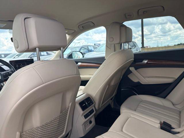 صورة 12 لـ 2023 AUDI Q5 45 S LINE PREMIUM